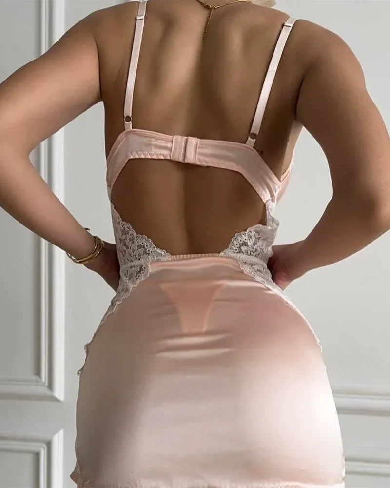 Camisón sexy con tirantes