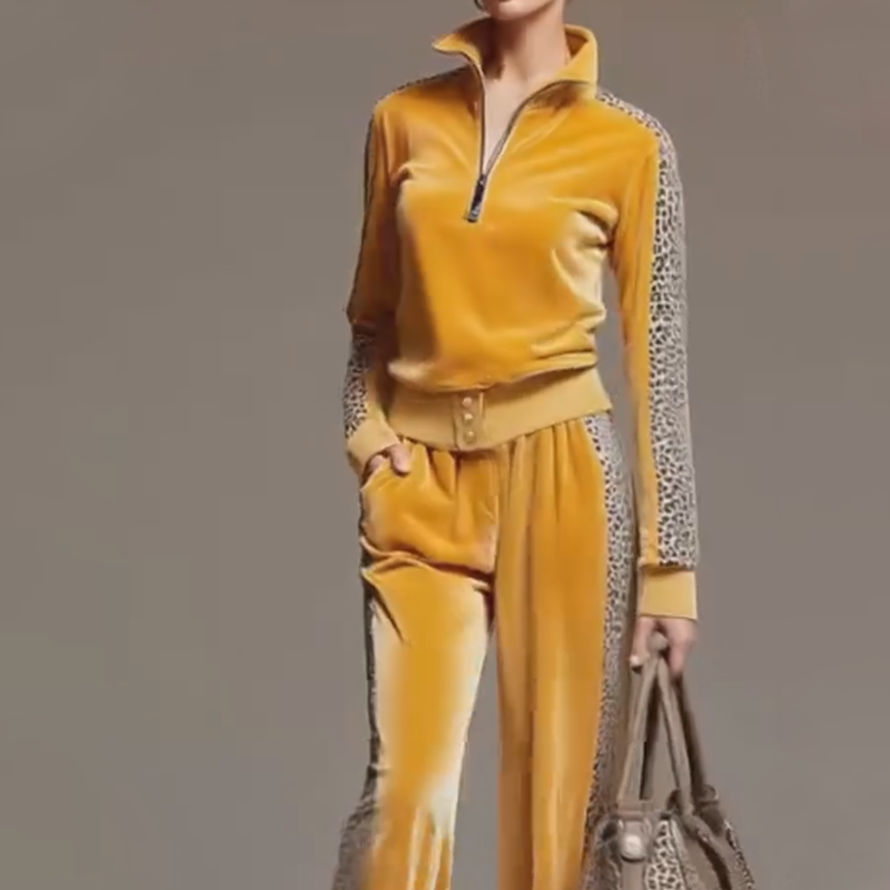 Chándal con estampado de leopardo