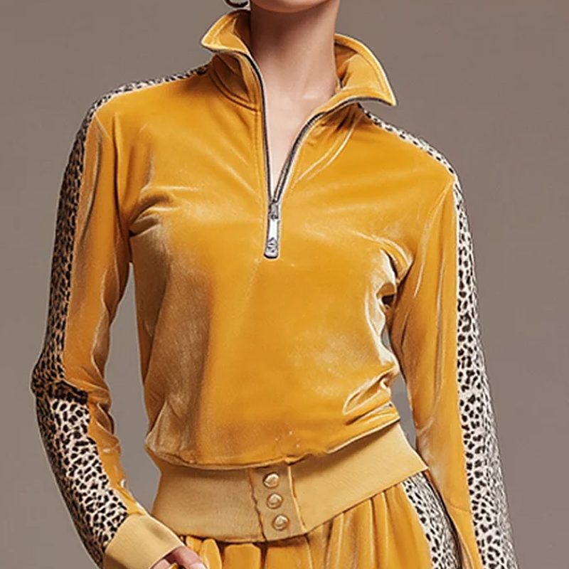 Chándal con estampado de leopardo